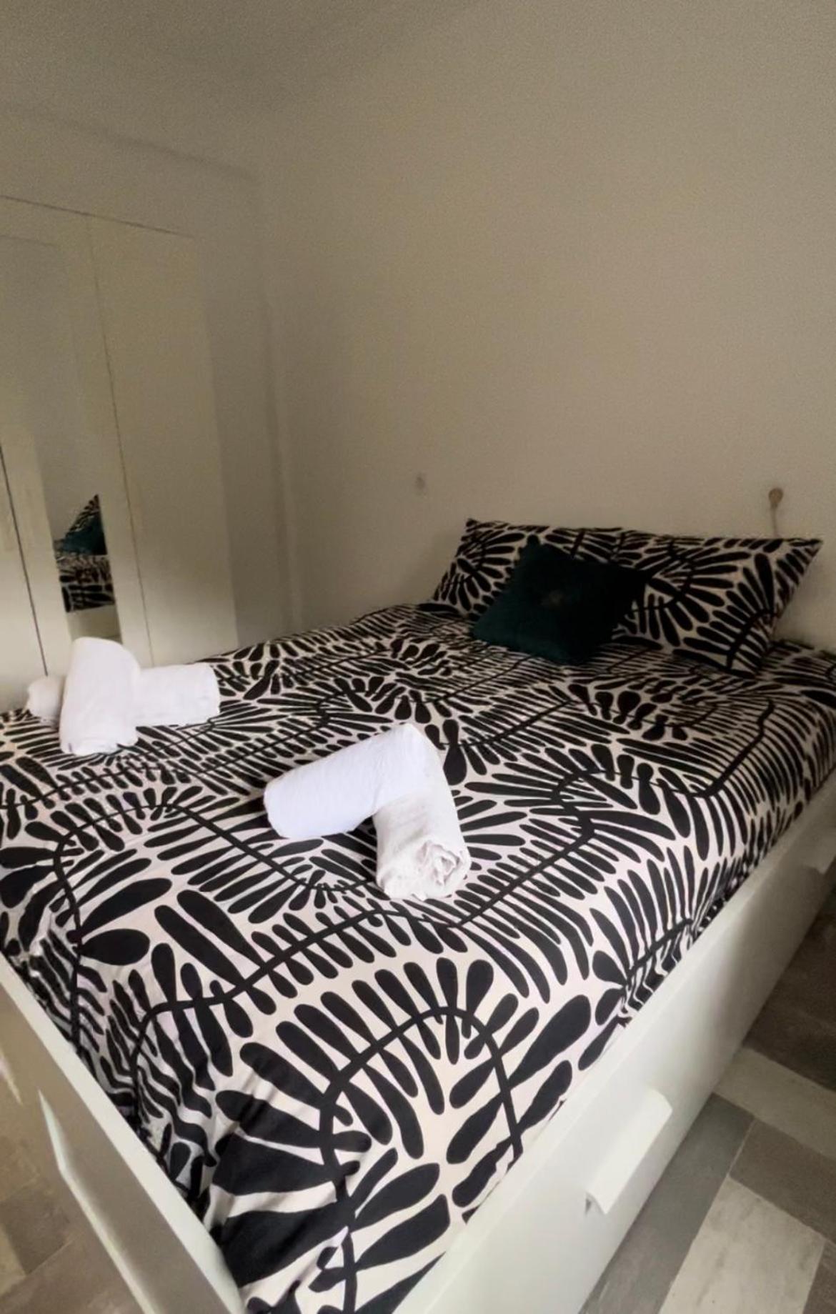 Lovely Rooms En Piso Compartido Seville Ngoại thất bức ảnh